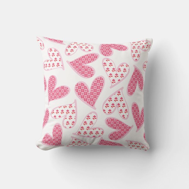 Pink Whimsical Floral Hearts Muster Kissen (Vorderseite)