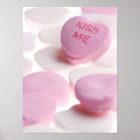 Pink & White Candy Hearts Kiss Me Herzvorlage