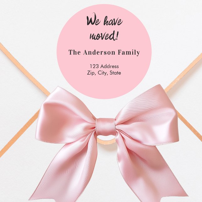 Pink wir haben neue Adresse verschoben Runder Aufkleber (Von Creator hochgeladen)