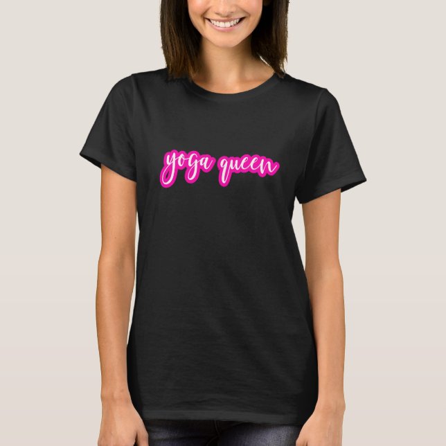 Pink Yoga Queen Script T-Shirt (Vorderseite)