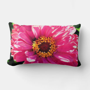 Pink Zinnia Lendenkissen