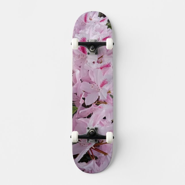 Pinke Blumen Skateboard (Vorderseite)