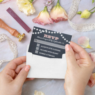 Pinkfarbene RSVP-Karte für die Zwischenablage RSVP Karte