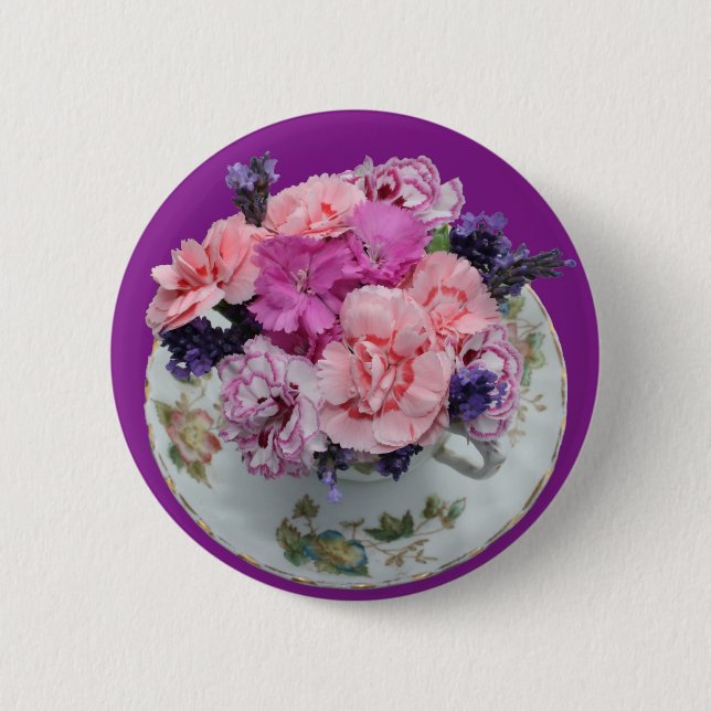 Pinks Nelken im Teacup Button (Vorderseite)