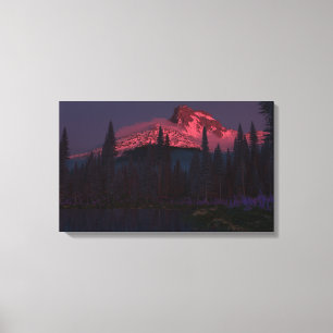 Pinnacle (Morgendämmerung) Canvas Print Leinwanddruck