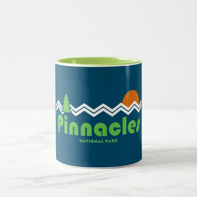 Pinnacles Nationalpark Retro Zweifarbige Tasse (Mittel)