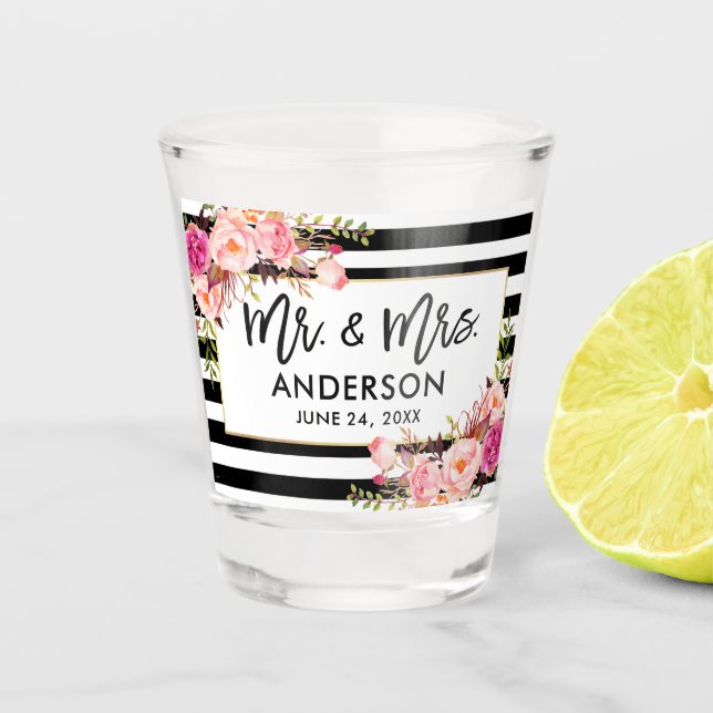 Pinselschrift Rosa florale gestreift Mr. und Mrs. Schnapsglas (Vorderseite)