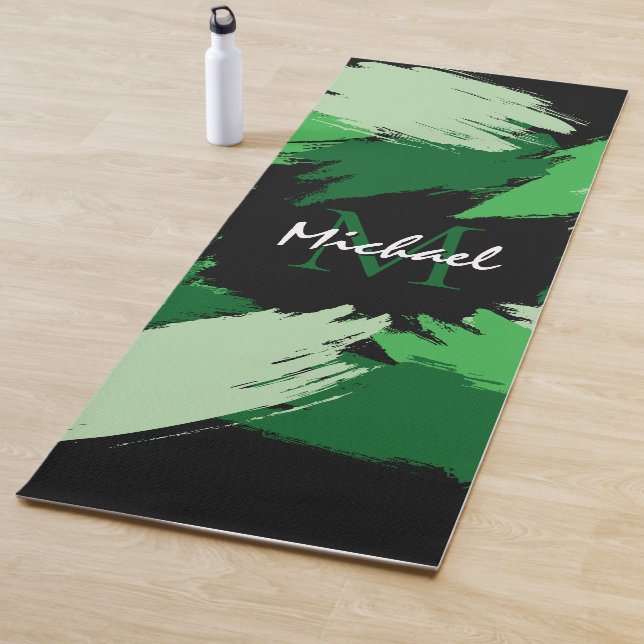 Pinselstriche in grünen Farbtönen mit Monogramm Yogamatte (Beispiel)