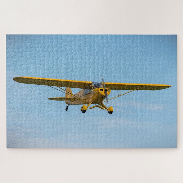 Piper Cub - Klassisches Leichtflugzeug mit Propell (Horizontal)