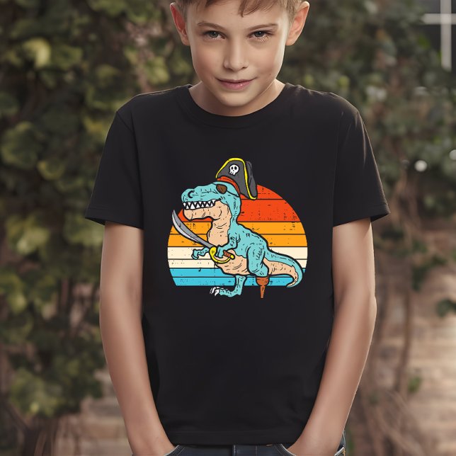Pirate Dinosaur - Retro T-Rex Adventure T-Shirt (Von Creator hochgeladen)