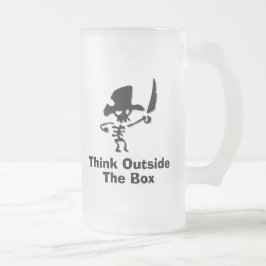 Piraten denken außerhalb der Box Mattglas Bierglas