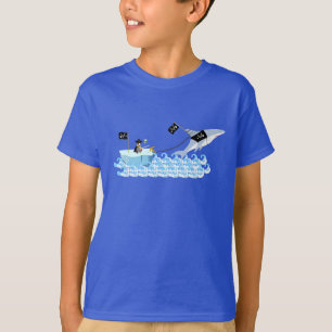 Piraten-Pinguin mit Haifisch T-Shirt