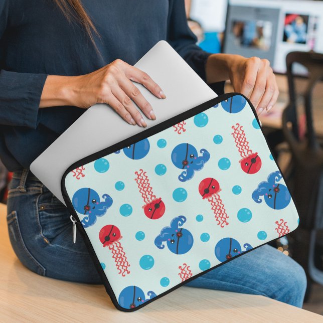 Piratenfisch, Seeteufel, Meerestiere Laptopschutzhülle (Von Creator hochgeladen)