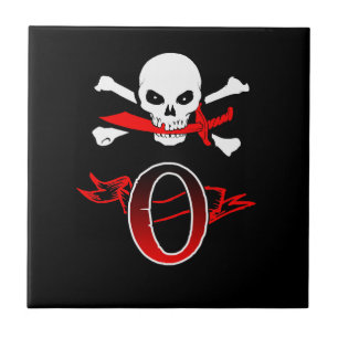 Piratenflagge O Monogramm Fliese