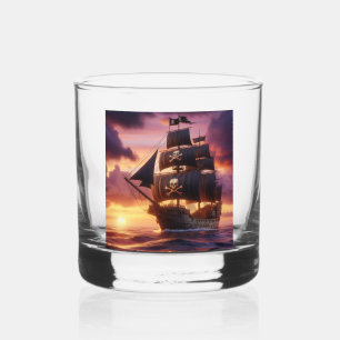 Piratenschiff bei Sonnenaufgang/Sonnenuntergang Whiskyglas
