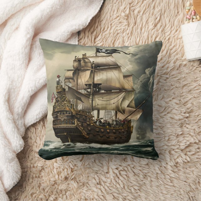 Piratenschiff, das in der Dämmerung durch die Stur Kissen (Decke)