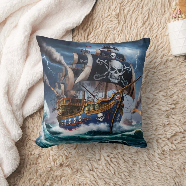 Piratenschiff kämpft Sturmsee in der Dämmerung Kissen (Decke)