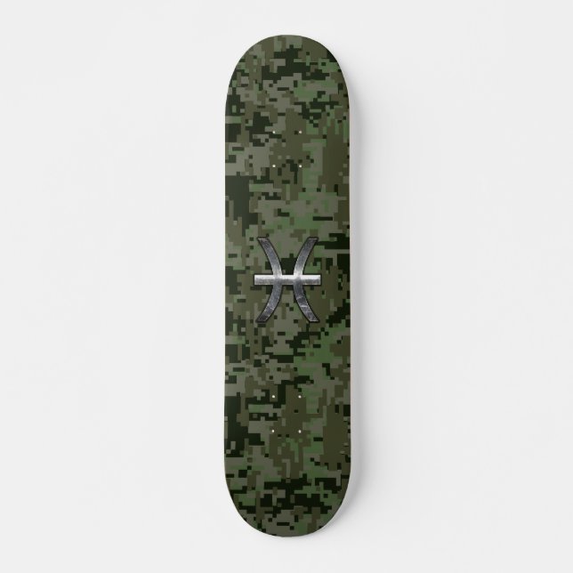 Pisces Zodiac Symbol Woodland Green Digital Camouf Skateboard (Vorne)