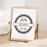 Pit Stopp Blue Race Car Sign Poster<br><div class="desc">Erleben Sie die Spannung bei Ihrer Veranstaltung mit unserem Retro-Tischschild "Pit Stopp". Es verfügt über einen pastellblauen Rennwagen, umgeben von Vintagen karierten Fahnen und "Pit Stopp" in spielerischem Schriftart. Ideal für Geburtstage und Party, verleiht es Ihrem Anlass einen Vintagen Charme und Spannung. Verpassen Sie nicht, Ihre Grube zu einem unvergesslichen...</div>