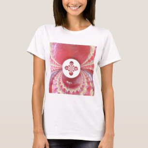Pitch Kaleidoskop: Cricket Balls The Game's Heart T-Shirt