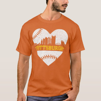 Pittsburgh Liebhaber Skyline Retro Baseball Herzsc T-Shirt