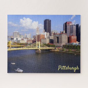 Pittsburgh-Skyline Allegheny Fluss Clemente Brück