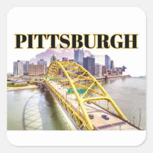 Pittsburgh Skyline und Fort Pitt Bridge Quadratischer Aufkleber