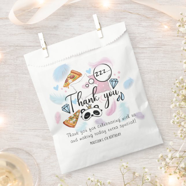 Pizza & Pajamas Personalisiertes Slumber-Party Geschenktütchen (Ausgeschnitten)
