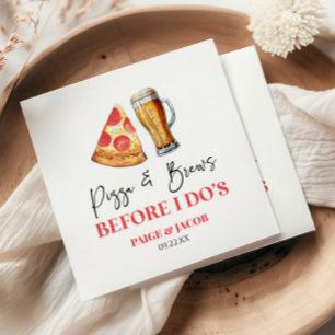 Pizza und Bräune bevor ich Probe essen Serviette