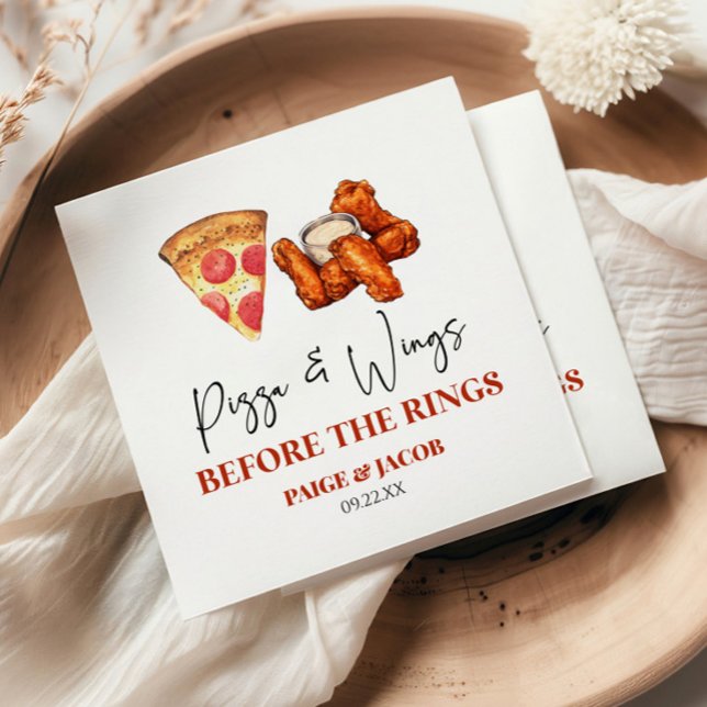 Pizza und Wings vor dem Probedinner der Wings Serviette (Von Creator hochgeladen)