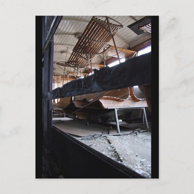 Pkw hölzerne Mauern entfernt Le Mastrou P Postkarte (Vorderseite)