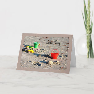 Plage de la carte du jour du travail avec des voil