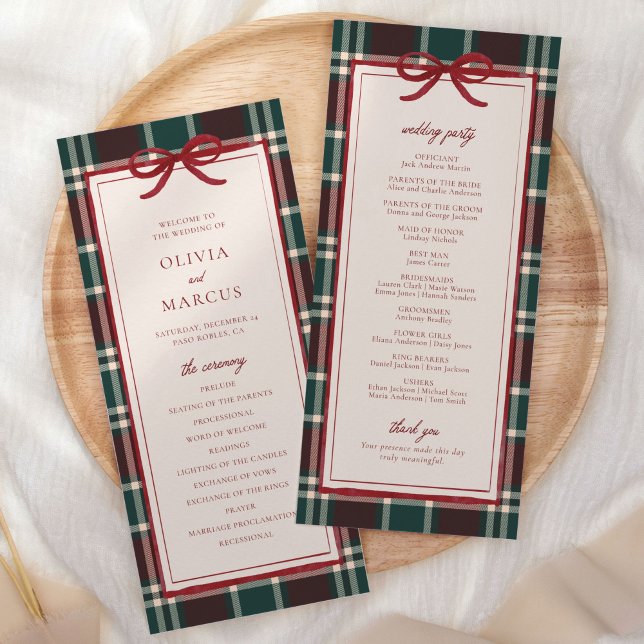 Plaid-Weihzeit-Hochzeitsprogramm | Holiday-Tartan Programm (Burgundy green plaid Christmas wedding program with red bow—ceremony and wedding party layout)