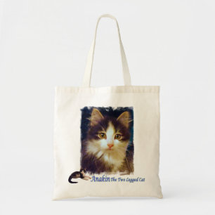 Plan rapproché mignon de sac fourre-tout à chaton