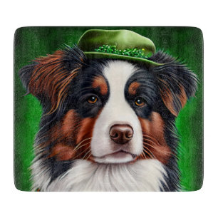 Planche À Découper Australian Shepherd dog en tenue de St. Patrick's 