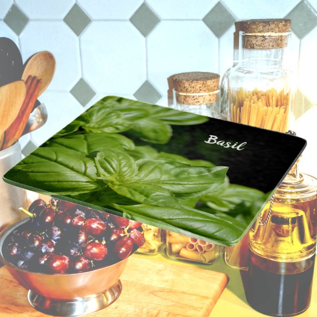 Planche À Découper Basil vert frais sur verre noir (Créateur téléchargé)