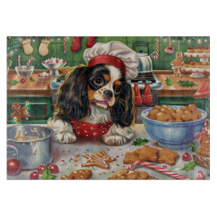 Planche À Découper Cavalier King Charles Spaniel faisant de la pâtiss