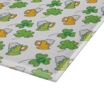 Conseil de coupe en verre de la Saint-Patrick