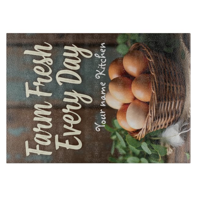 Planche à découper des oeufs rustiques de ferme (Devant)
