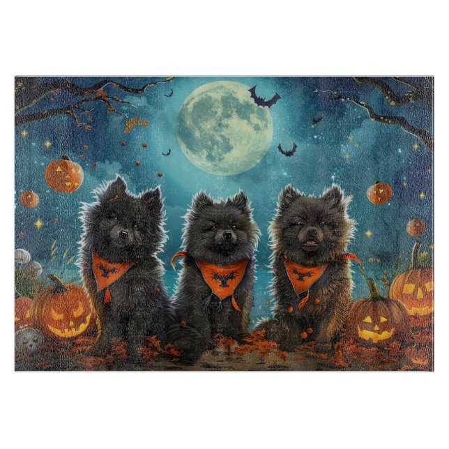 Planche À Découper Keeshond Halloween Éffrayant (Devant)