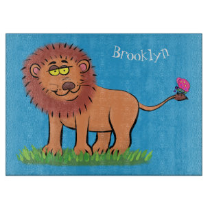 Planche À Découper Lion joyeux avec dessin animé de papillon