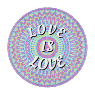 Planche À Découper Love Is Love Fierté
