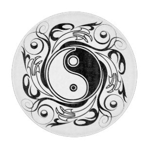 Planche À Découper Symbole Yin & Yang noir et blanc de style tatouage