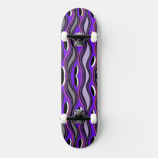 Planche de skateboard aux yeux psychédéliques