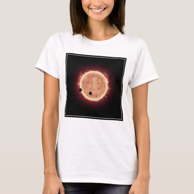 Planeten, die den roten Zwergstern in Trappist-1 ü T-Shirt (Vorderseite)