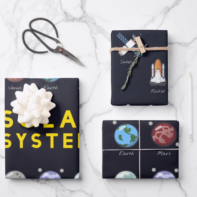 Planets Solar System Astronaut Graphic 3-Piece Geschenkpapier Set (Vorderseite)