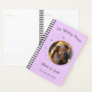 Planificateur de mariage Anémone sur fond lilas cl