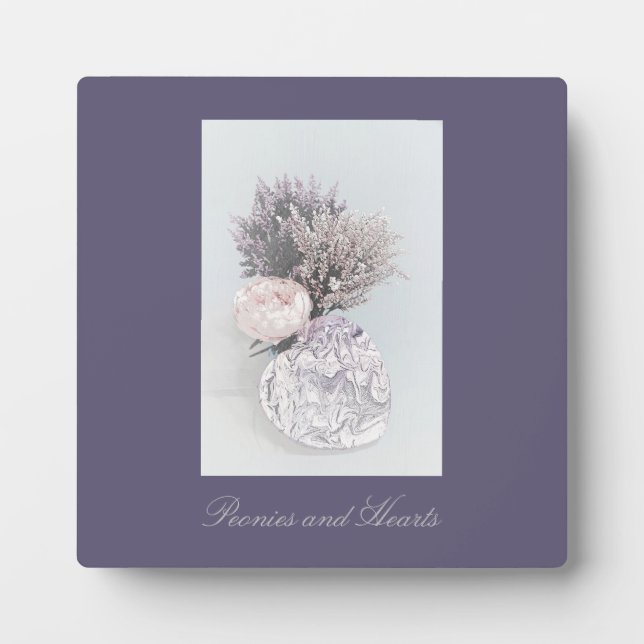 Plaque avec pivoines et coeurs d'acier (Devant)