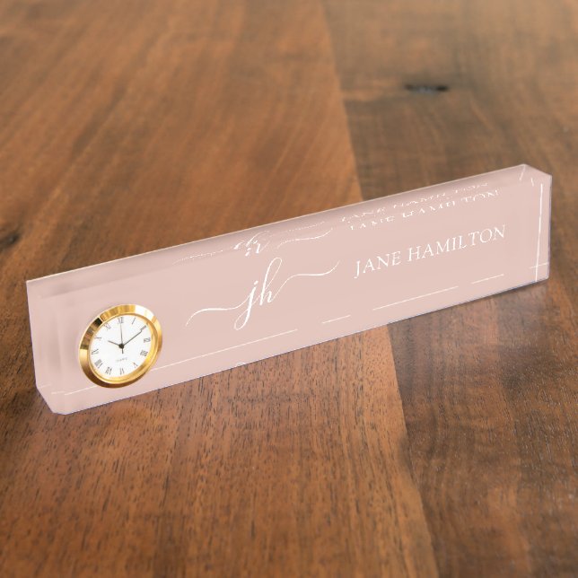 Plaque de bureau initiale de nom en rose blush Mon (Taille)