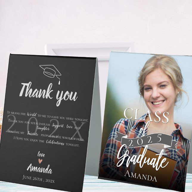 Plaque De Table Classe de Merci de graduation photo noire 2025 (Class of 2025 Black Photo Graduation Thank You Table Tent Sign)
